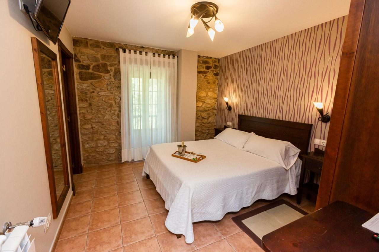 Casa Castineira Guest House Muxia Bagian luar foto