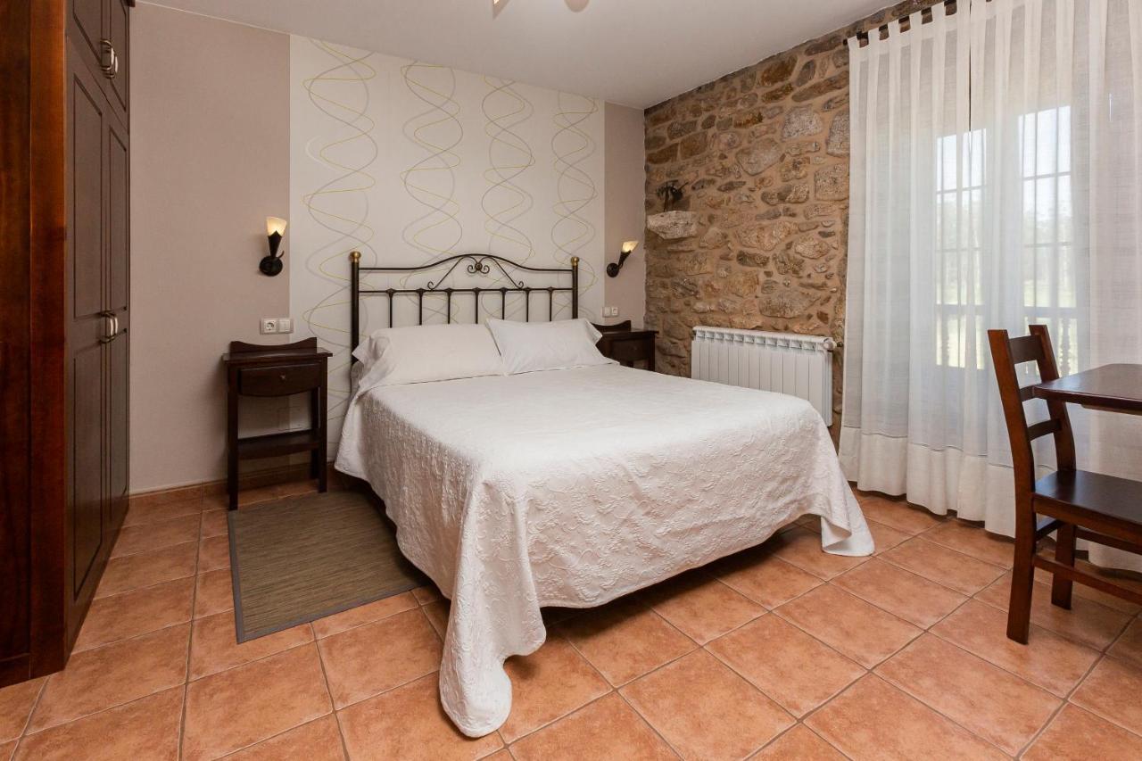 Casa Castineira Guest House Muxia Bagian luar foto