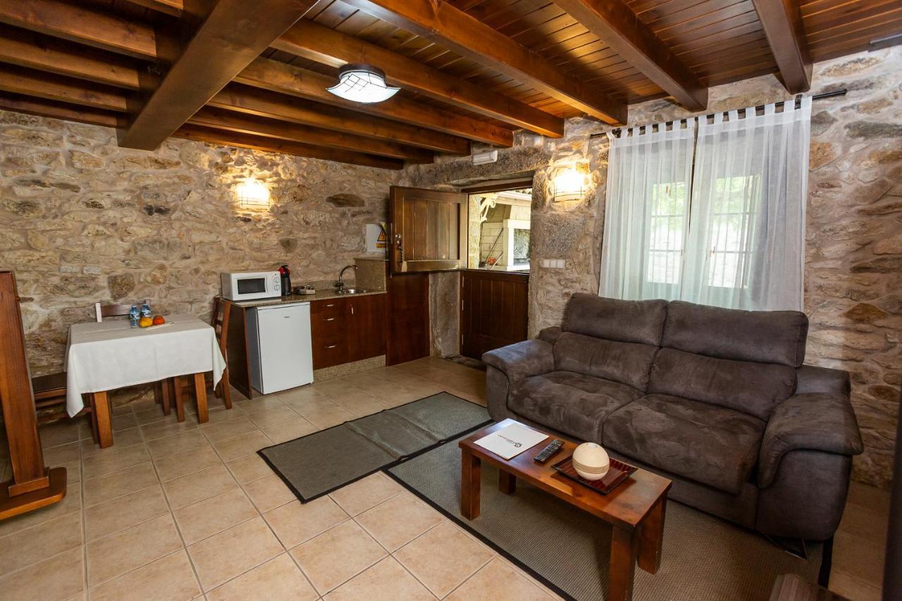 Casa Castineira Guest House Muxia Bagian luar foto