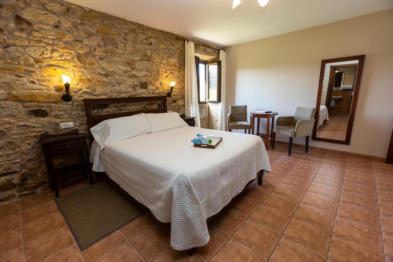 Casa Castineira Guest House Muxia Bagian luar foto