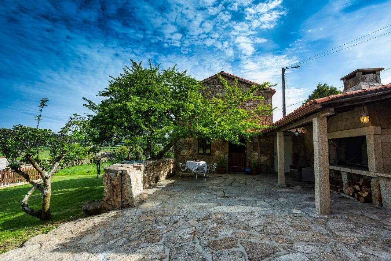Casa Castineira Guest House Muxia Bagian luar foto