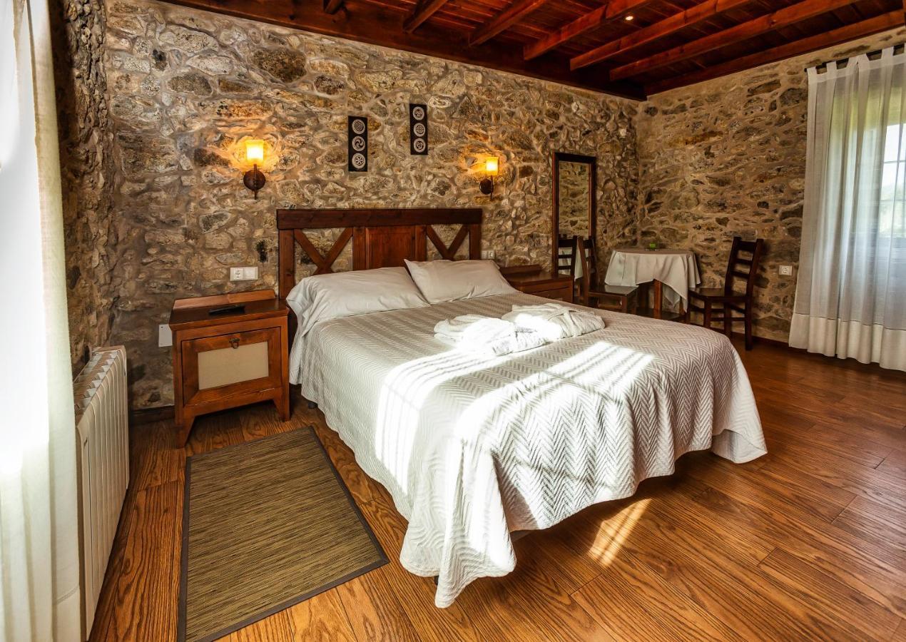 Casa Castineira Guest House Muxia Bagian luar foto