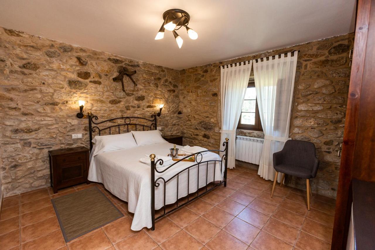 Casa Castineira Guest House Muxia Bagian luar foto